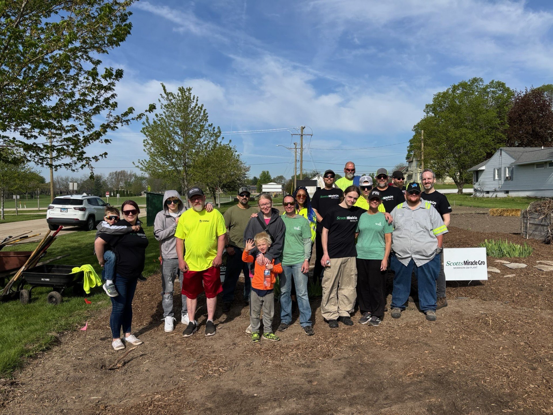 Scotts Miracle-Gro crew on Sunday, April 26th.