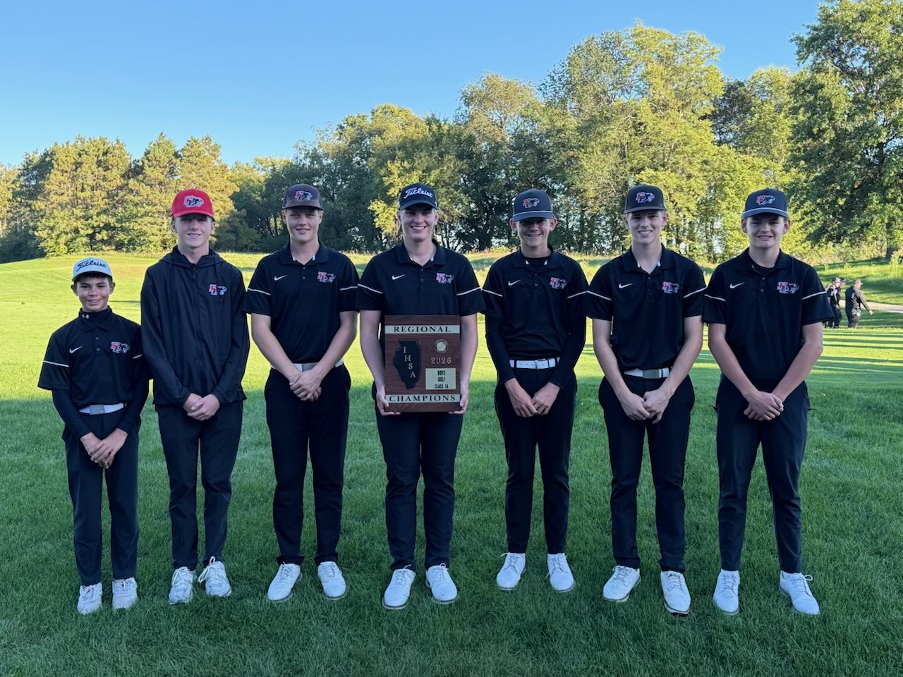 The EP Panther golf team after their Regional win on Friday. Photo courtesy of Chelsie VanDyke.